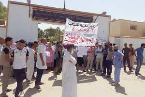 أطباء وممرضون وقابلات يستقيلون جماعيا ويشلون المستشفيات بالجلفة