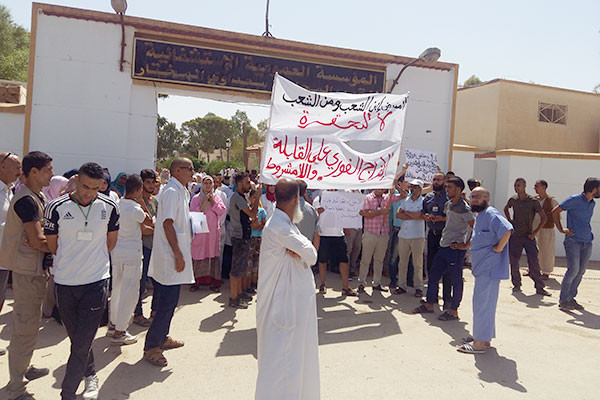 أطباء وممرضون وقابلات يستقيلون جماعيا ويشلون المستشفيات بالجلفة