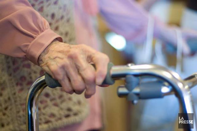 متوسط العمر عند الولادة في كندا: الفجوة تضيق بين الرجال والنساء