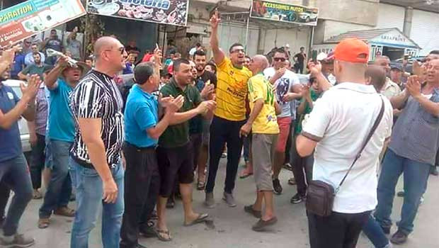 JSK : Scènes de liesse après l'annonce du départ de Hannachi !