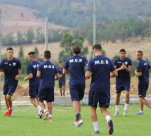 الطاقم الفني يشيد بنجاح معسكر تونس