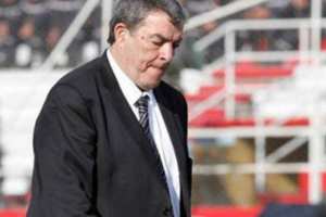 JSK: مجلس الإدارة يسحب الثقة من حناشي وفرحة عارمة في تيزي وزو