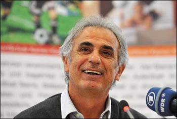 Halilhodzic suit de près le championnat de Ligue 1                                    AVANT LE MATCH ALGERIE- LIBYE
