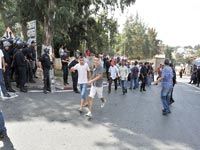 Rebondissement dans la crise du fln                                    Belkhadem, ses adversaires et les 'baltaguiya