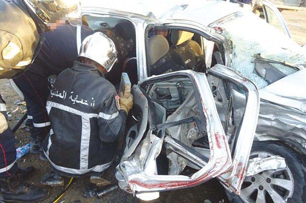 Deux morts et 3 blessés dans un carambbolage à Sidi Lakhdar