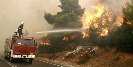 النيران تستأنف