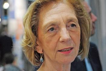 Nicole Bricq aujourd'hui à Alger                                    ELLE PREPARE LE VOLET ECONOMIQUE DE LA VISITE DE HOLLANDE