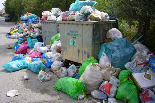 تفشي داء الليشمانيا بسبب انتشار القمامة في غرداية