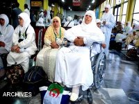 Les premiers groupes de pèlerins se rendent mercredi à la Mecque