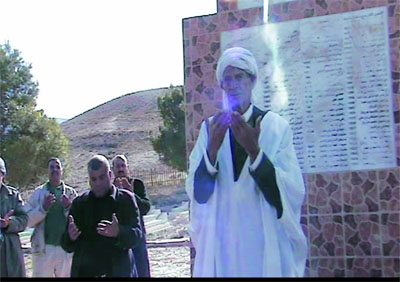 L'hommage des habitants de Kef Laârous aux neuf premiers martyrs