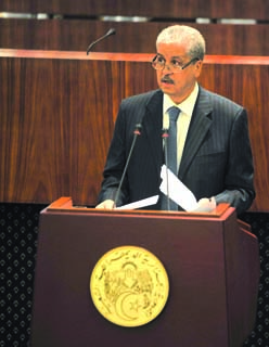 Les promesses de Sellal                                    Il a présenté, hier, à l'APN son programme devant les députés