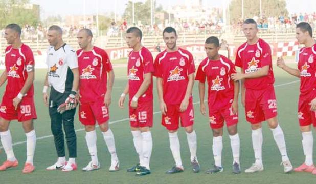 تغييرات على تشكيلة ''الشلفاوة'' في مواجهة العميد                                    بلحوت يبدي رضاه بعد اكتمال التعداد