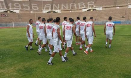 أبناء البونة يواصلون التحضيرات ويخوضون مبارتين وديتين ضد اتحاد الحجار وشبيبة سكيكدة