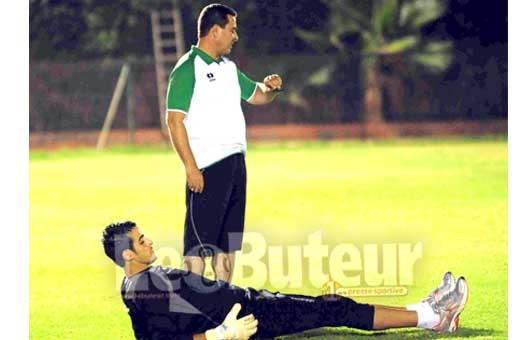 JSK : Un supporter s'en prend à Asselah et la direction décide d'instaurer le huis clos