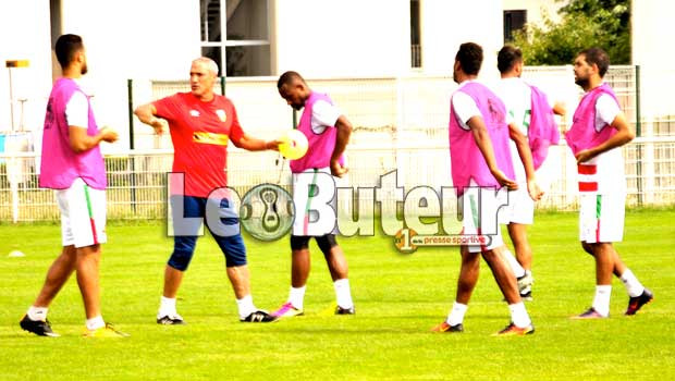 MCA : Bernard Casoni a dégagé l'équipe qui affrontera l'USB