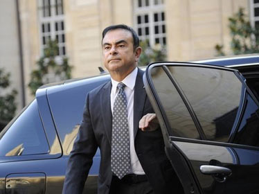 Carlos Ghosn et l'usine Renault en Algérie: 