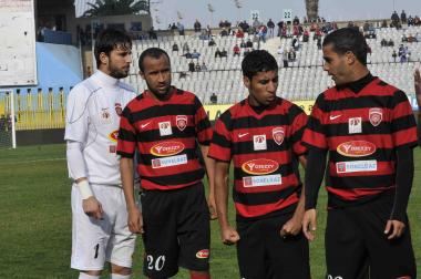 القمة في قسنطينة ومناد لإنقاذ العميد                                    الجولة الرابعة من دوري المحترفين