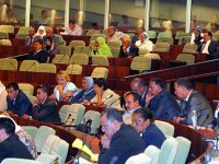 Les députés de l'émigration montent au créneau                                    L'apn Débat du plan d'action du gouvernement