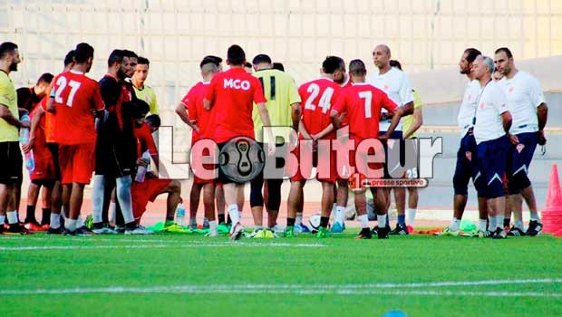 MCO : Bouakkaz a failli démissionner après un accrochage avec Belahcene