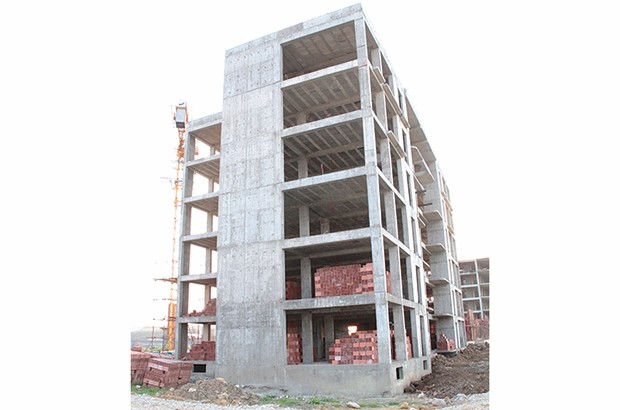 Déficit en infrastructures et chantiers à la traîne