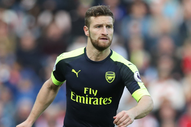 Arsenal : Le père de Mustafi dément pour l'Inter
