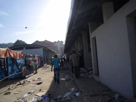 Vaste campagne contre le commerce informel                                    Marché de la cité Boulaâtika Salah à El Milia (Jijel)