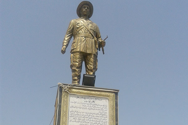 أخطاء دينية وتاريخية في جدارية للشهيد زيغود يوسف بسكيكدة!