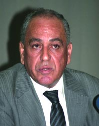 « Des salons de livres régionaux à partir de novembre prochain »                                    Rencontre avec Hamidou Messaoudi, commissaire du SILA