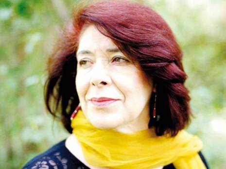 dire les vérités autrement...                                    Débat sur le rapport de la littérature à l'histoire