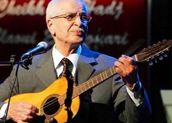 Elle rend hommage à Blaoui El Houari