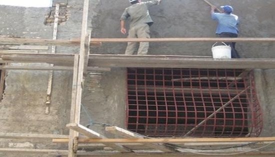 وفاة عامل من كوريا الشمالية في حادث بورشة بناء بمعسكر