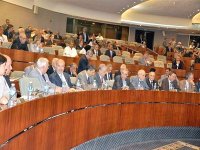 Les groupes parlementaires pour le parachèvement du processus de réformes