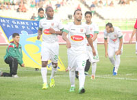 Vie des clubs/ MCA : il crée un vrai malaise au sein de l'équipe                                    Hachoud : «Je veux jouer !»