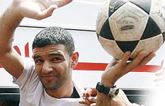 Mahmoud Sarsak : «Je n'assisterai pas au Clasico, car je refuse qu'on me mette au même rang qu'un soldat israélien qui a les mains tachées du sang palestinien»