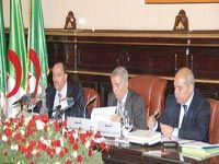 ERADICATION DES COMMERCES INFORMELS                                    Ould Kablia promet des marchés à la parisienne