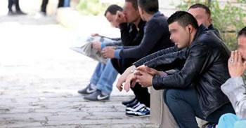 Il y a un monde entre les jeunes et la politique