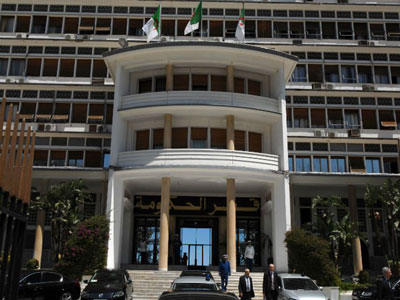 Réunion gouvernement-UGTA-patronat, aujourd'hui : Accélération du processus de la diversification de l'économie nationale