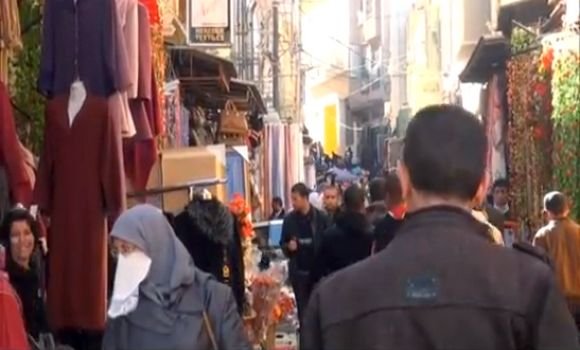 تلمسان : سوق القيصرية يستقطب ألاف الزوار يوميا خلال موسم الاصطياف