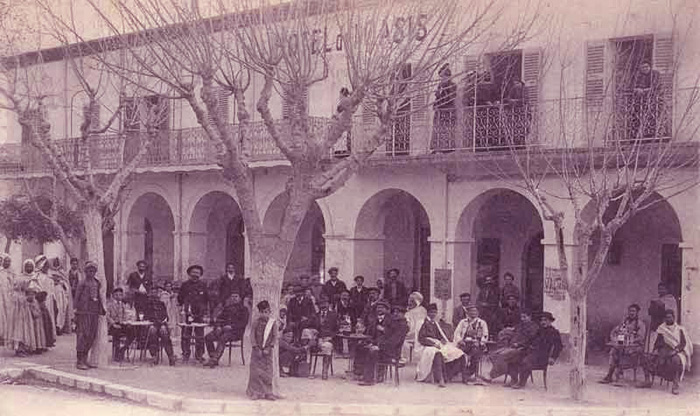 La famille Guettaf ou la mémoire photographique de Boussaâda