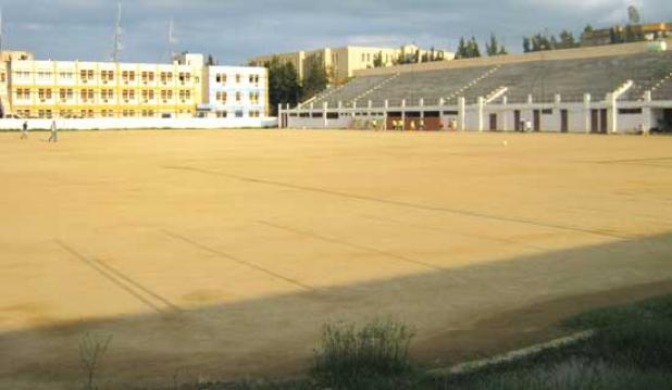 نقائص بالجملة و22 ملعبا غير معتمد                                    المنشآت الرياضية في بجاية