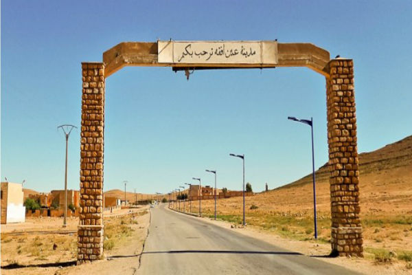 محتجون يقتحمون عيادة بالجلفة بعد تسمم 116 مواطن