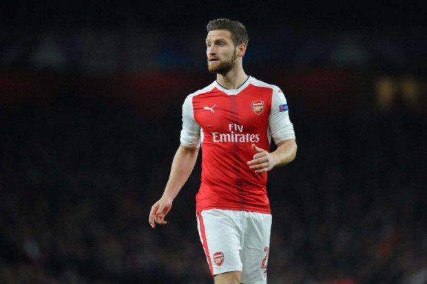 L'Inter Milan fait une nouvelle offre pour Mustafi