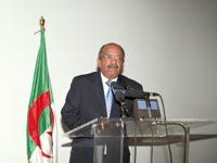 Après avoir échoué à convaincre l'ONU, l'OTAN et les USA                                    Paris à l'écoute d'Alger