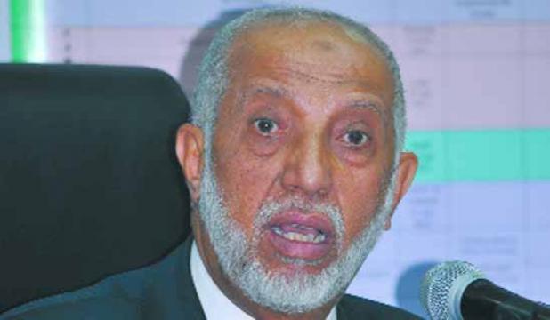 بلخادم ينقلب على ''العقيد'' عبيد                                    لجنة الترشيحات ترأسها زحالي واستقبلت ألفي ملف للترشح في وهران