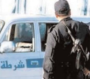 «أبو دجانة» يسلم نفسه للأمن بتيزي وزو                                    أمير كتيبة «الفاروق» في تنظيم درودكال