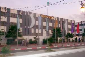 والي بجاية: الولاية تعاني أزمة في التسيير والماء موجود