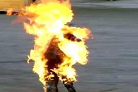 تشييع جنازة الشاب المنتحر بمستغانم في جو مهيب