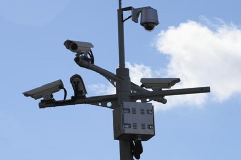 فيديو يكشف عصابة سرقت 200 مليون بوهران