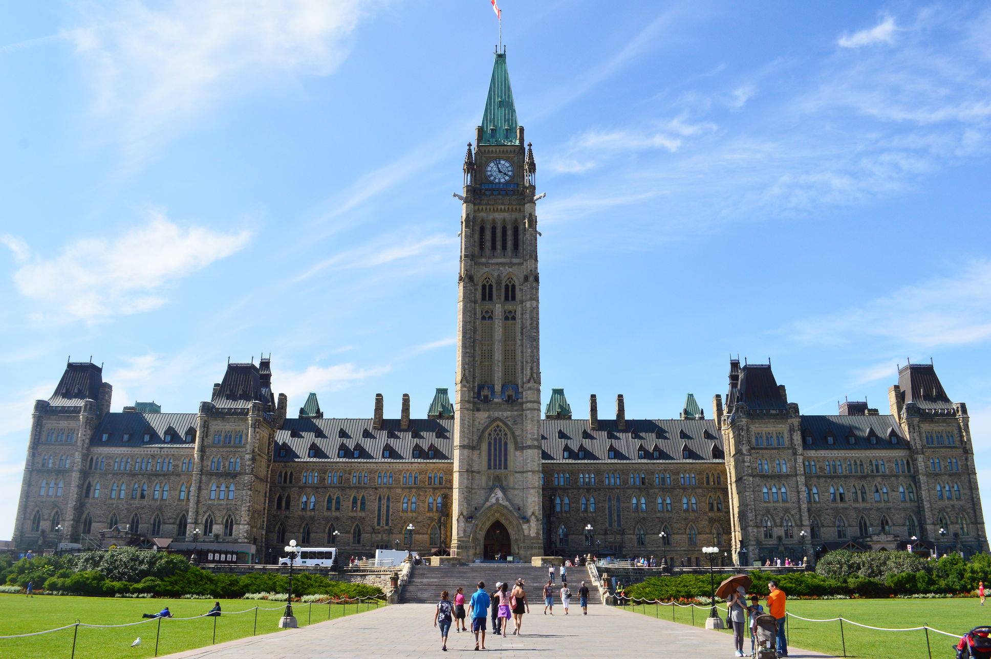 🇨🇦 🇨🇦 عشرة أمور تجهلها عن البرلمان الكندي 🇨🇦 🇨🇦