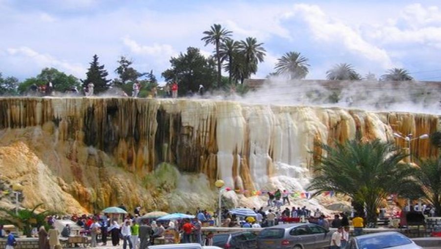 قالمة وجهة مميزة لعشاق الحمامات المعدنية